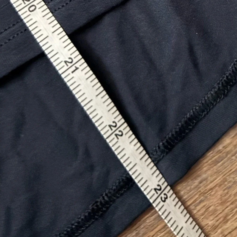 Ease In Tank Navy - Picture 10 of 12
